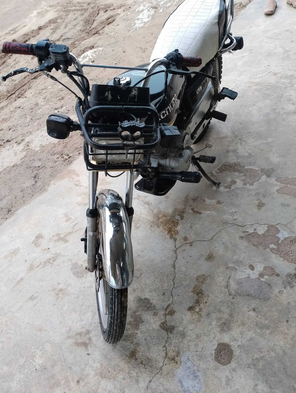 للبيع نامي برو خمسه كير سلف شغال 2020سعر400تصال
***********
