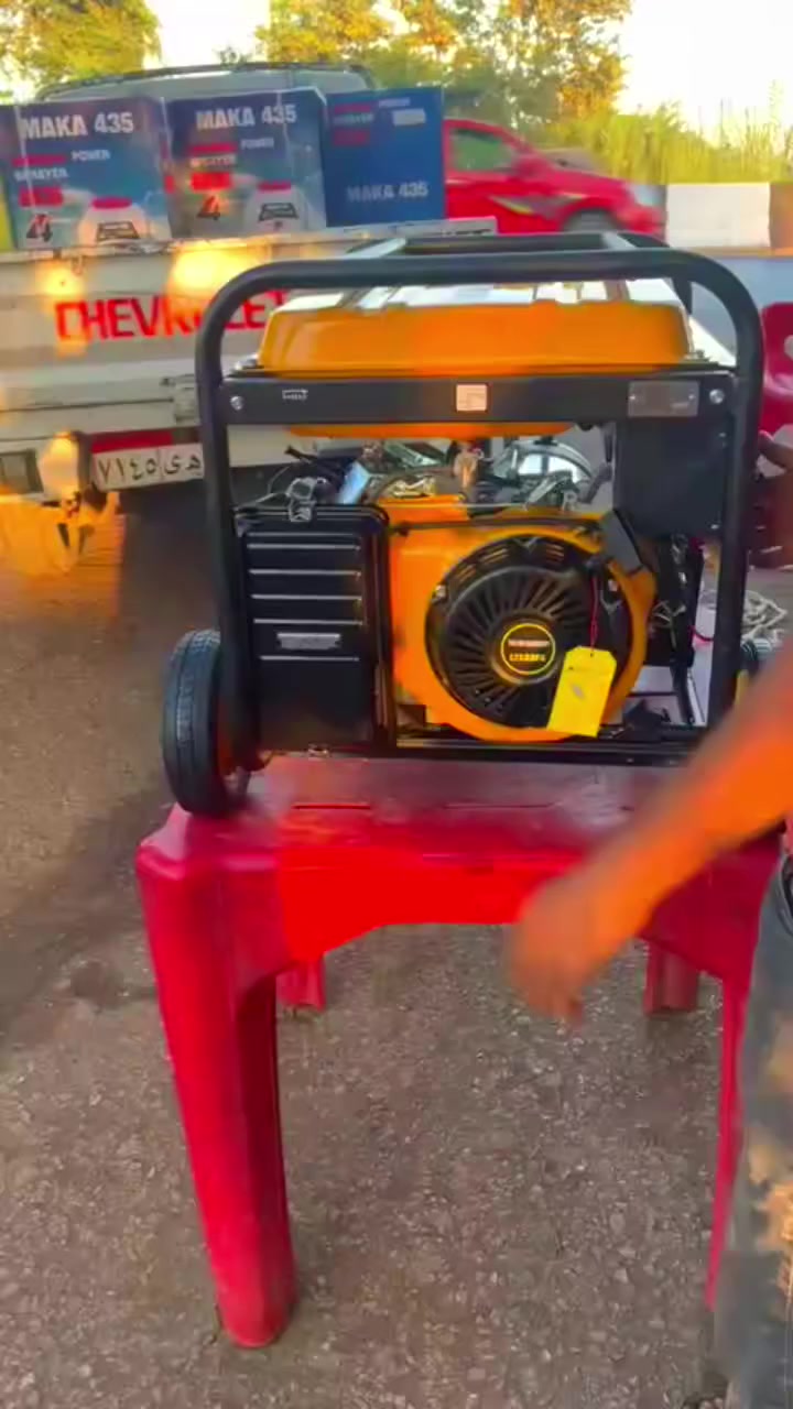 ▪️مولد كهرباء 
▪️موديل 18000 
▪️صافى فعلى 7500 وات 
▪️ماركه توب لاند الاصلى 
▪️ملفات نحاس بالكامل 
▪️مزود مبثبت تيار 
▪️مزود بشاشه ديجيتال 
▪️مزود بعداد ساعات 
▪️محرك مزود بحساس زيت 
▪️يصلح للمنازل والمزارع واعمال التشطيب 
▪️عنوان المنصوره كفر عوض طريق اجا ميت غمر السريع ▪️بجوار مطعم الخيمه 
▪️متوفر شحن جميع المحافظات 
▪️للتواصل 01065433270
010 25482575


**إذا كنت صاحب هذا الإعلان وتريد حذفه لأي سبب، رجاءا أرسل رسالة إلى الدعم الفني**