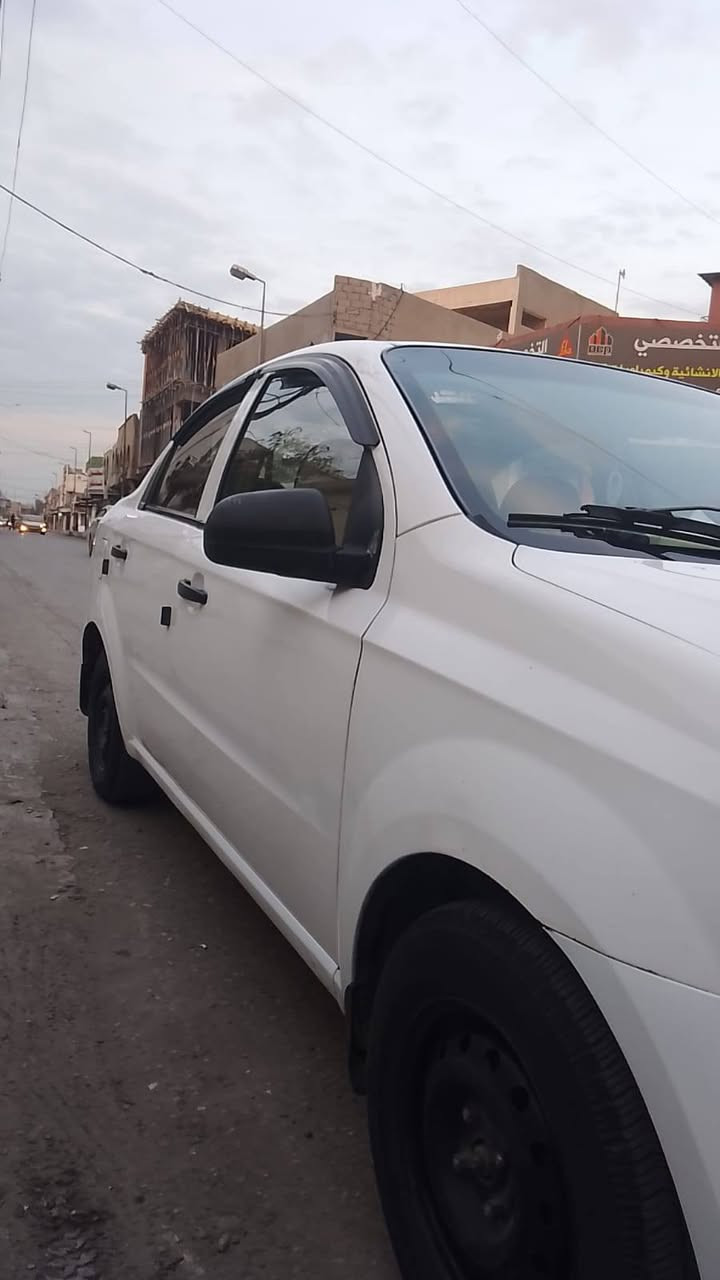 السلام عليكم للبيع افيو موديل2009 وارد كوري مكينه كير شرط تبريد تخم تاير كله  جديد بلا صبغ  السياره جاهزه من كلشي  جاهزه مال بيت شاشه
سنويه إلى 2035 والهازه جديد واني الشرعي

السعر 70 ابي مجال قليل 
الهاتف ***********
