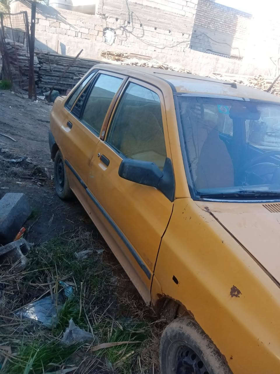 اللهم صلي على محمد وآل محمد سايبا للبيع موديل 11كير ومحرك مكفولات الشواصي معمره السياره بيهه خياسات تجي انته وتشوفها مكان السياره بغداد السنويه  لل27 سعرها 20 وبيهه مجال للاستفسار الاتصال على الرقم ***********
