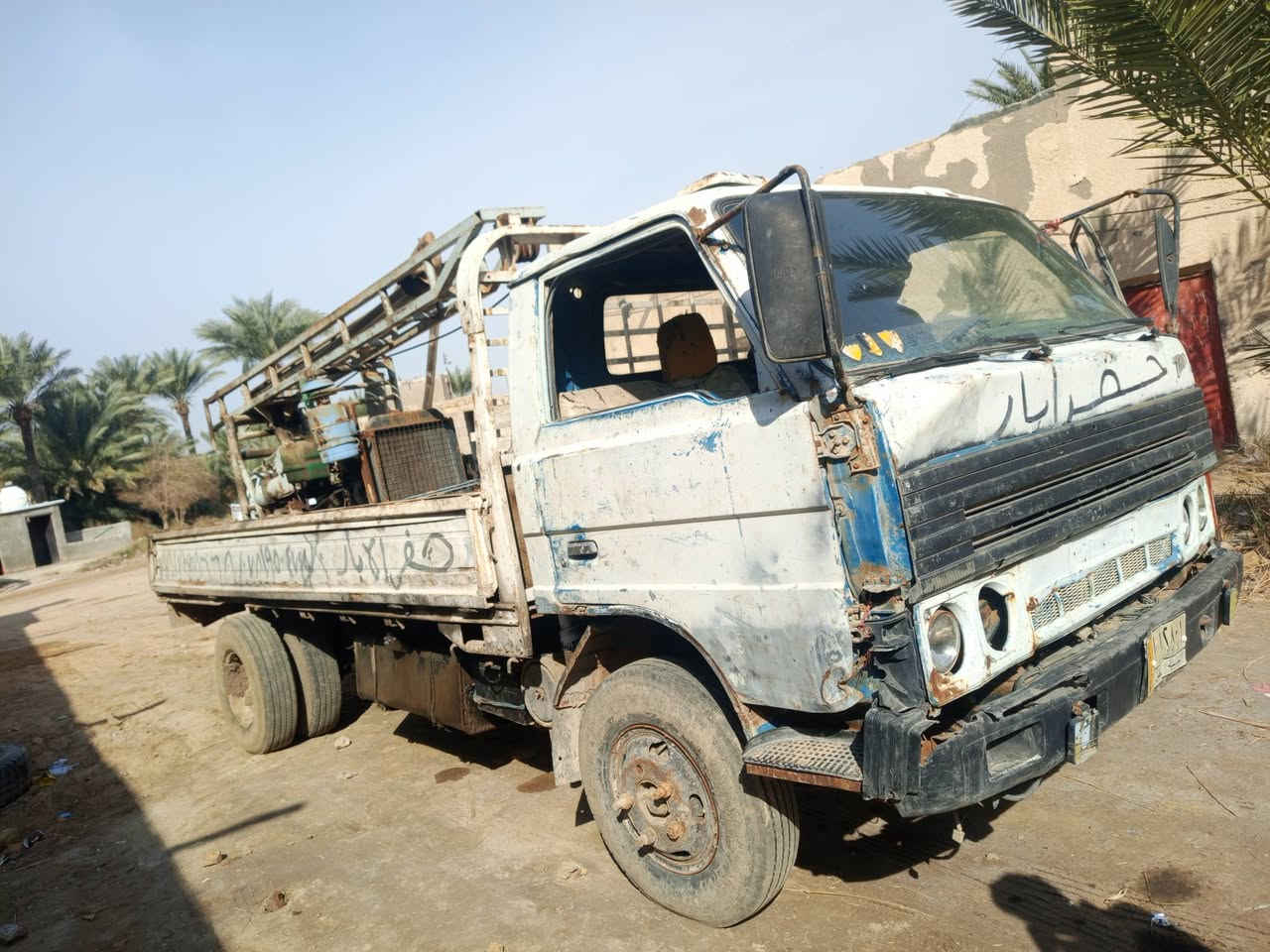 دانيه للبيع رقم قادسيه سنويه ما نافذه بسمي سياره شاصي مكفول مكان الدوانيه مكلف بل نشر ***********
