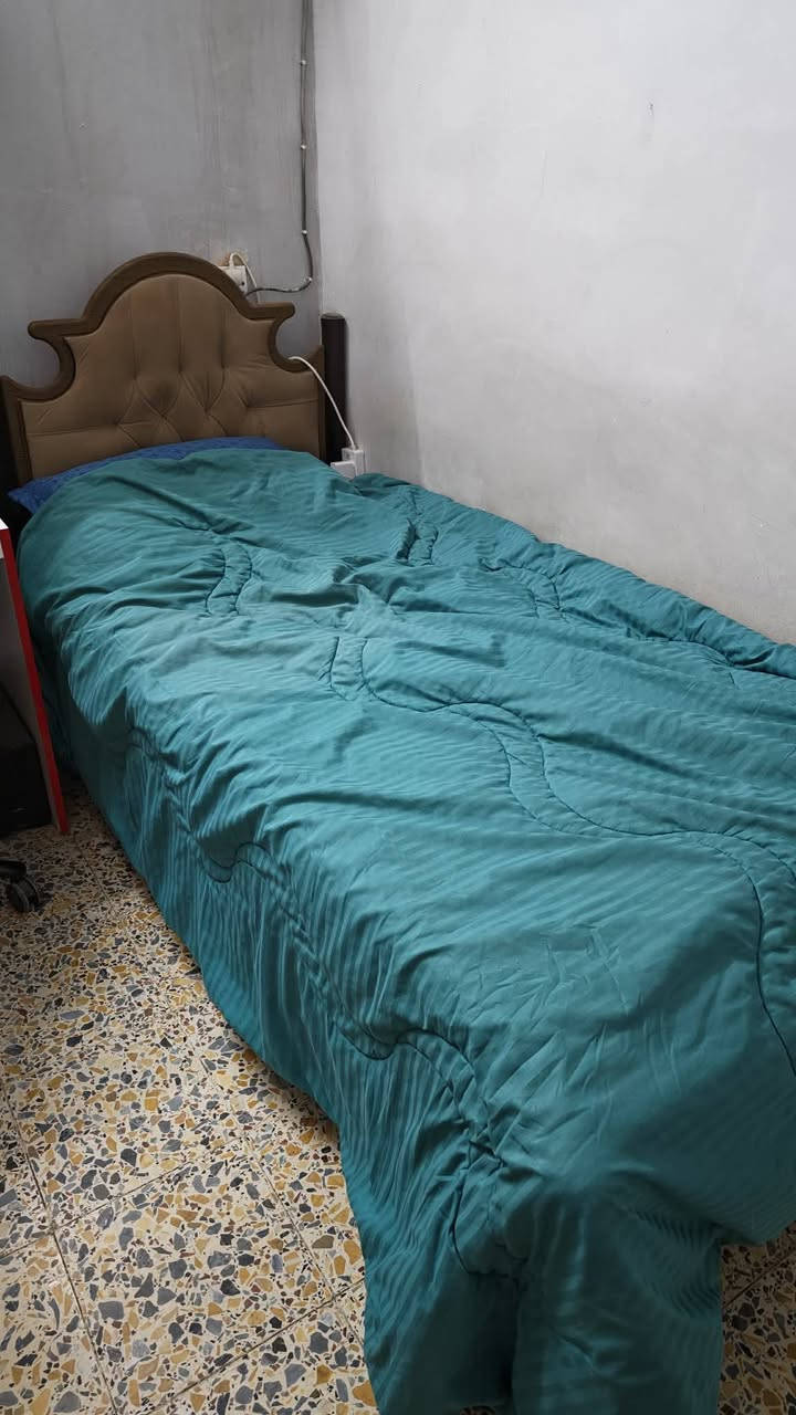 جرباية نفر واحد للبيع بحالة جيدة
ضهر خشب دوشمة قماش
هيكل وارجل حديد

80 الف وبيها مجال للشراية فقط


**إذا كنت صاحب هذا الإعلان وتريد حذفه لأي سبب، رجاءا أرسل رسالة إلى الدعم الفني**