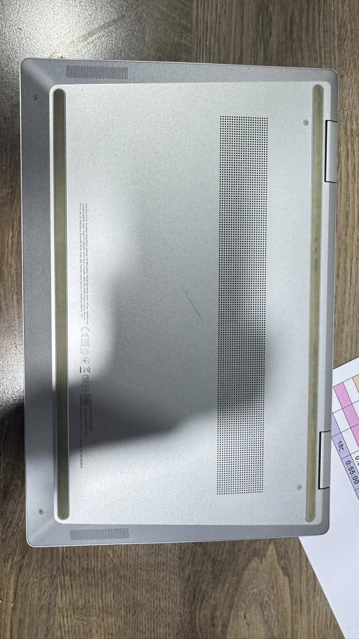 السلام عليكم

لابتوب قلاب 360 درجة لمس مع قلم / نحيف جدًا / خفيف الوزن / مناسب للطلاب والاعمال والتصميم. 

يتحمل برامج مثل فوتوشوب وكاب كات وبعض الالعاب (كونه مخصص للدراسة)

اسم الجهاز: 
Hp Pavilion 

مواصفات الجهاز:

Hp pavilion x360 14inch 2-in-1 laptop pc

Windows 11 home 64-bit (10.0, Build 26100)
 
Processor:
13th gen intel(R) Core(TM) i7-1355 (12CPUs), 1.7GHz

Memory:
16384MB RAM

Display:

Intel(R) Iris(R) Xe Graphics Family, 8175MB

مواصفات جانبية: 

منفذ سماعات (هيدفون)
2 مداخل USB 
مدخل HDMi
مدخل ذاكرة SD
شحن سريع
شاحن اصلي
بطارية بحالة جيدة
نظافة اللابتوب: 96٪
كاميرا أمامية (مع بصمة وجه للأمان)
بصمة أصبع
واي فاي وبلوتوث
منفذ تايب سي

اي استفسار اني حاضر 

واتساب : ***********

السعر: 800 وبيه مجال (مستعجل بالبيع جدًا)
