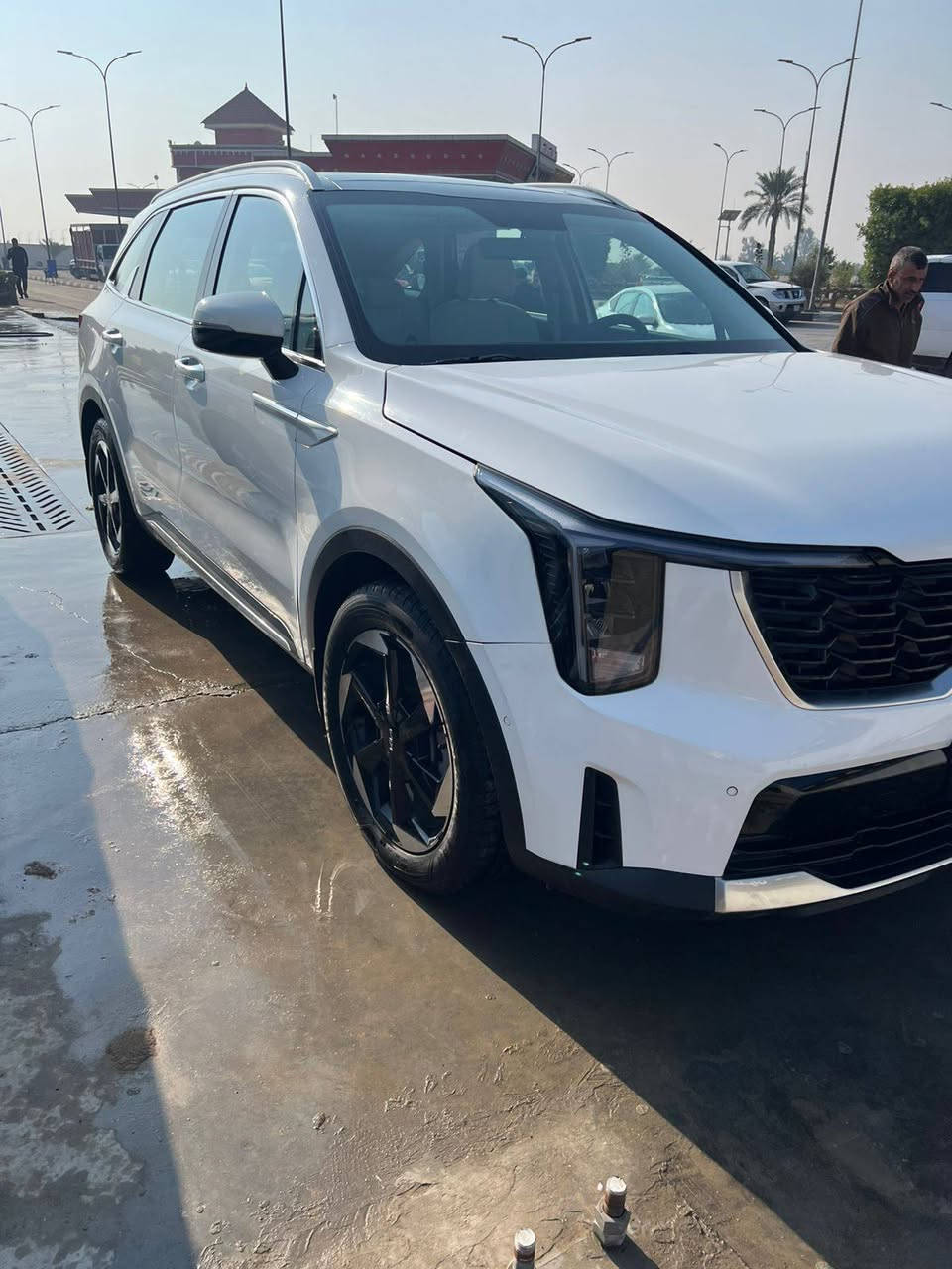 سورنتو 2024 خليجي 💥
 فول فول مواصفات
المواصفات ⬇️
• محرك 6 سلندر
• بانوراما
• كير ماوس
• بصمة تشغيل
• كامرة خلفية دوارة
• حساسات أمامي وخلفي
• كراسي كهرباء
• جنطة كهرباء
• ويل حجم 19
• 7 راكب
• 3 قطع تبريد
• إنارة داخلية ليزرية
• شاشة تدعم Apple CarPlay / Android Auto
• مانع انزلاق
• هندبريك دكمه
• بردة أبواب خلفية
• ماشية: 28 ألف فقط
• رقم أربيل
• بيها 3 قطع صبغ مع الإيرباغ
📍 الموقع: الديوانية
📞 للتواصل: ***********
🔴 السعر 💵 علق يوصلك سعر السيارة ✅💸
#سورينتو #سورنتو_2024 #كيا #الديوانية #بيع_سيارات #عراق #حراج_السيارات #سيارات_خليجية
