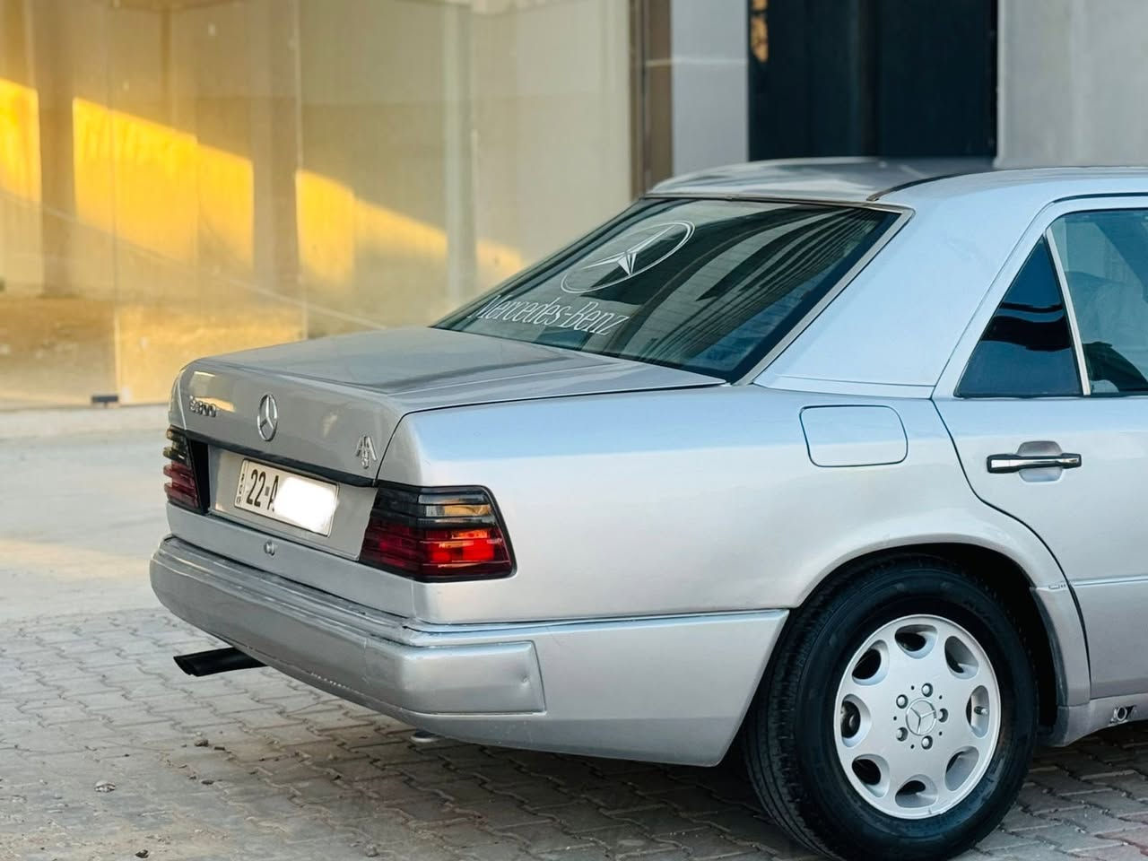 -مارسيدس دب E300 موديل 1992
مكينه 2500 -گير اوتوماتيك _ گير والمحرك مكفول 
رقم اربيل انكليزي سنويه 2025
تبريد تدفئة شغال _ سلايد
- تخم تاير والصدر امامي وخلفي جديد 
- داخل فورميكا صاجي _ قفل مركزي 
-  صبغ عام للجمالية
 - سيارة احلى من صورة خير من الله 
- مكاني كركوك 📍 
سعر 68 ورقة وبيها مجال
***********_***********
