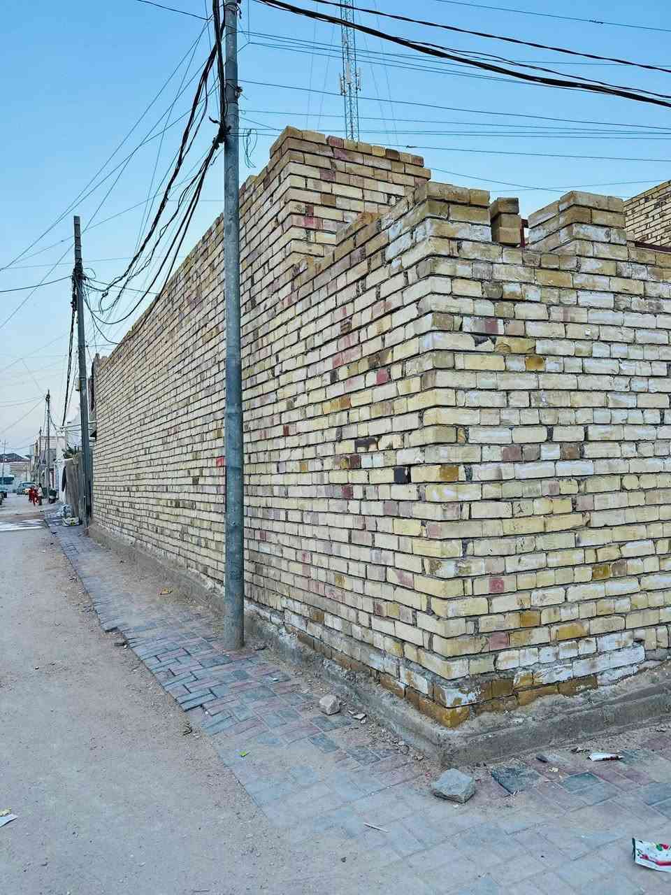 هيكل للبيع مساحه 120 متر غرفتين نوم صاله ستقبال مطبخ صحيات داخليه خارجيه
الموقع طويريج حي الجمعيه شارع ام البنين 

السعر وباقي التفاصيل خاص 

يرهم اقصاد 

***********

***********

