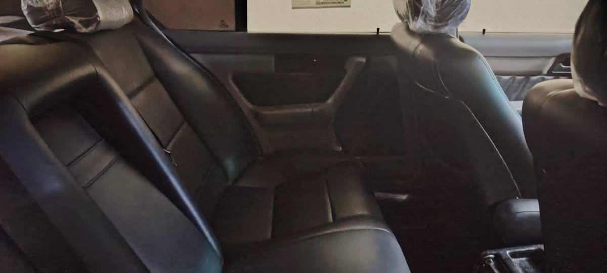 BMW 525 İ موديل 1991
سيارة كلش حلوة ونضيفة محرك فل  وارد ياباني كير ومحرك شرط رقم مسطرة نينوى بيها كوبون بانزين تبريد تدفئة كهربائيات كلها شغالة جامات ورا كدام كهربائي وشغال  سيارة اي خيسان ما بيها صبغ فقط بونيد  
داخلها حيل حلو و نضيف جلد  
للتواصل ومعرفة السعر  
***********
***********
