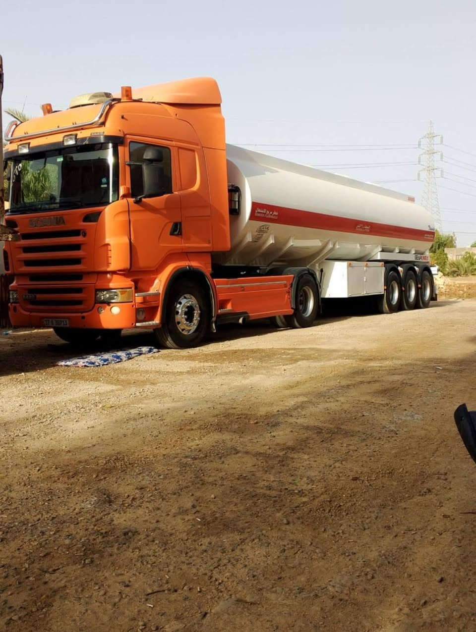 سكانيا 2010  جاهزه تانكي جديد 2025 جاهزه تخم تاير لايت زنون   سبلت ثلاجه داخليه  كير اوتوماتيك   رقم انكليزي المثنى  سياره ما تخسر عليها كبل للعمل  السعر  ٤  شدات وبيها مجال قليل حك الجيه للاستفسار الاتصال على ***********
