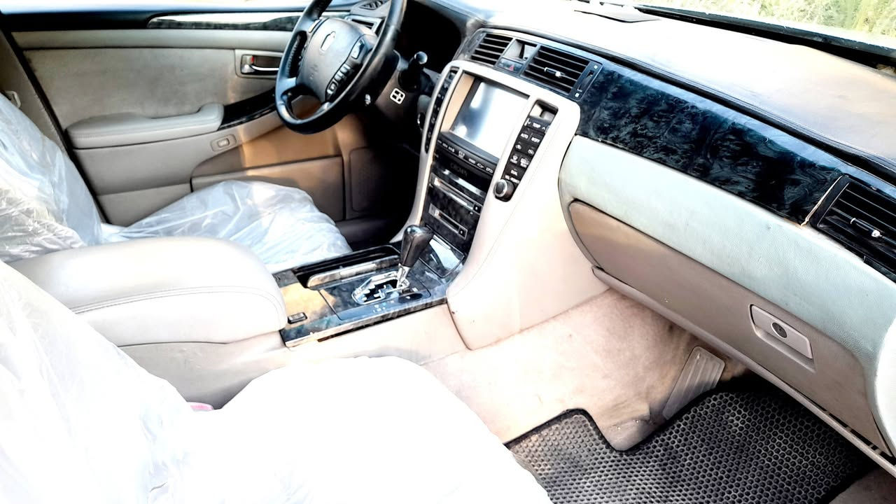 للبيع شاهينه موديل 2004 كص جنطه مكينه گير حداده كهربائيات كله شرط سياره جديده بمعنه الكلمه متؤمه بغداد طبق الاصل وسنويه عضم وملسق السعر 37بي مجال بسيط للتواصل ***********
