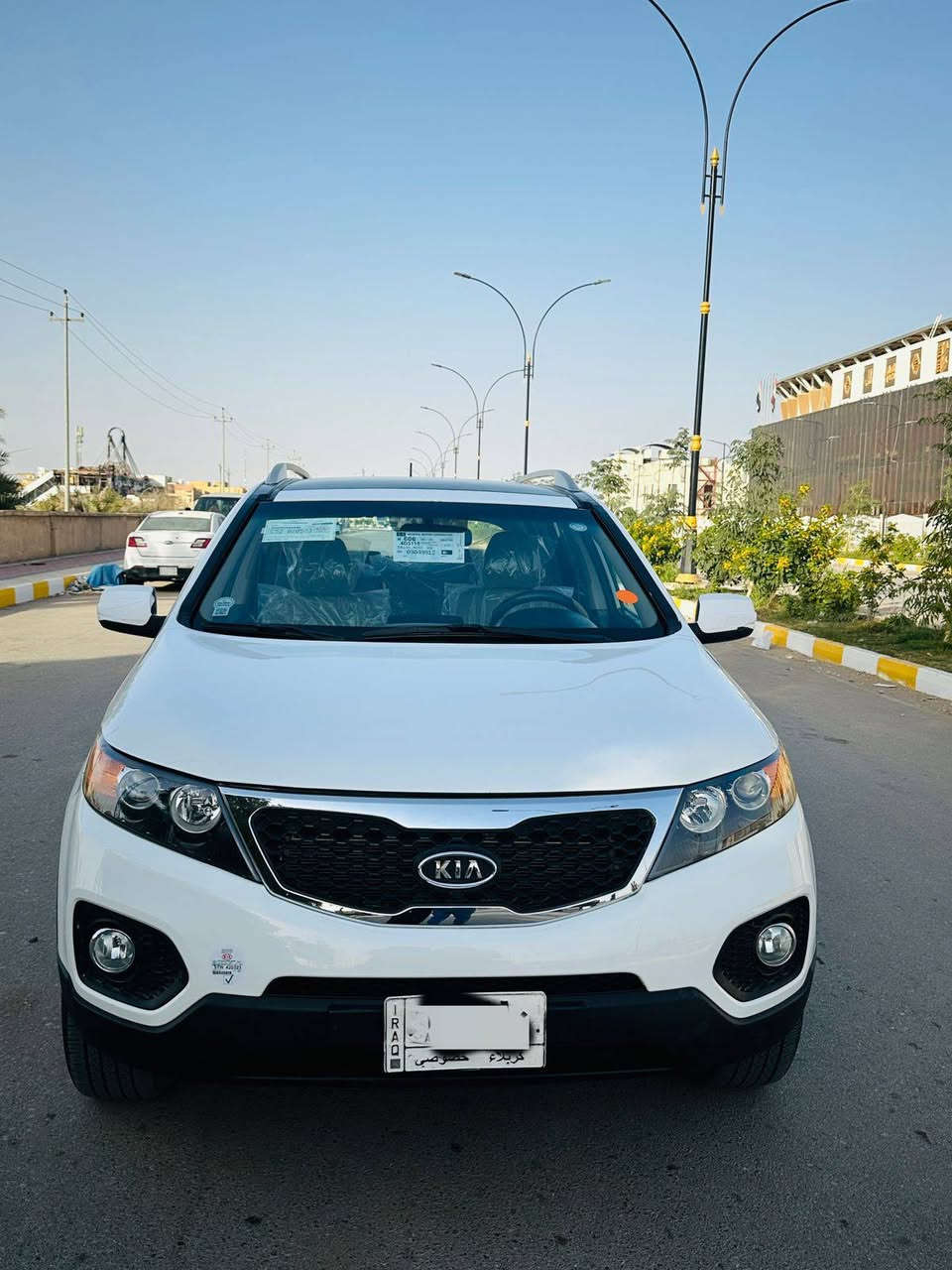 كيا سورنتو 2010 رقم كربلاء مشروع وطني 
وارد خليجي تبديل باب خلفي ايمن ورشه صبغ بسيطه بنفس الصفحه  
مواصفات السياره : محرك 6 سلندر 
، 7 راكب ، ثلاث قطع   تبريد ، شاشه ، كامره ، حساس خلفي ، مرايات ، شفط ، اشاره بالمرايه ،  كشن كهرباء ، 
السياره جاهزه حداديه تبريد محرك تهم تاير  ،
 السعر 137 وبيه مجال
مكان السيارة بالناصريه للاستفسار الاتصال على ***********
