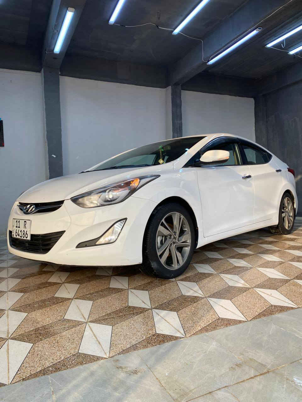 سياره الالنتره للبيع 2016 فول موصفات السياره جديده
ومكفوله بيه بس الدوسه صبغ بس 
محرك وكير جدد محركها 1800 
السياره فول موصفات فتحه ومري شفط وحساسات كامله وجديده  رقم بغداد انكليزي السياره ماشيه (100) الف 
مكانها بابل الحله 
*********** 
السعر  143
