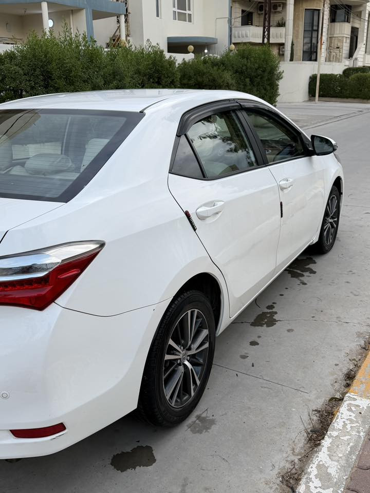 كورلا 2017 خليجي
جاملغ امامي بيها شبر سبغ بدون دواخل بدون ارباك
مكينه حجم 20
رقم و سنويه قديم ولكن بشرط تحويل
ماشي اقل من ١٦٠
سعرها ١٥٥ وبيها مجال 
مكانى كركوك 
***********
