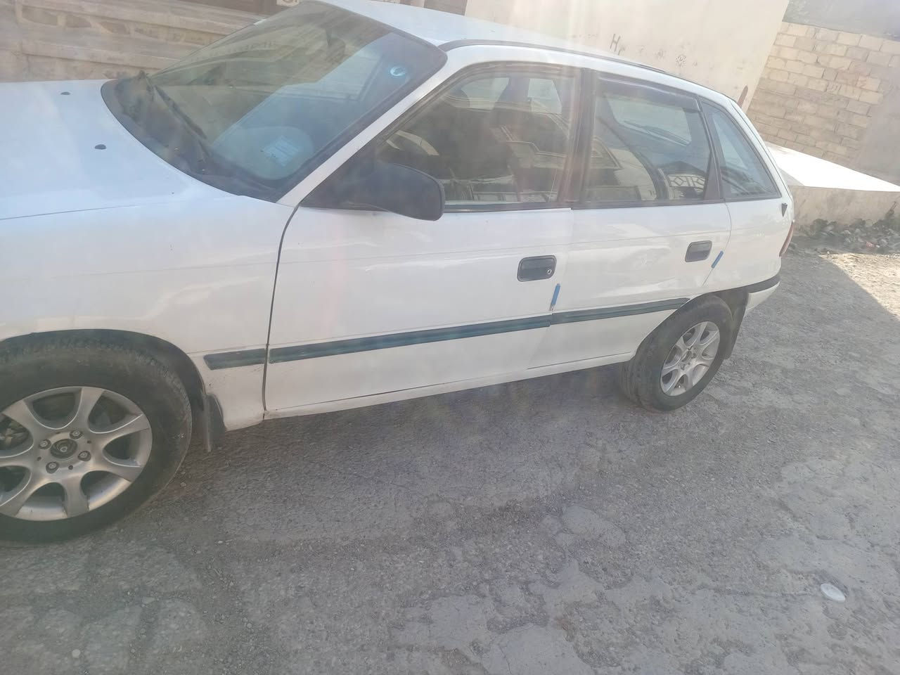 استرا نينوى 
موديل 93
سنويه إلى 2031
السعر 47 مجال قليل


**إذا كنت صاحب هذا الإعلان وتريد حذفه لأي سبب، رجاءا أرسل رسالة إلى الدعم الفني**