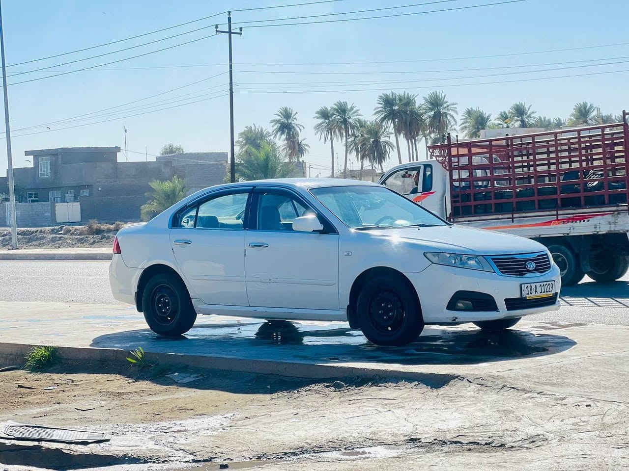 السلام عليكم
للبيع أوبتما 
موديل 2009 خليجي 
سياره كير مكينه حداديه خير من الله
تخم تاير جديد ماناقصها اي شي تبريد ثلاجه 
الهلال مال جاملغ الخلفي صبغ فقط الباقي كفاله السعر 115 وبيها مجال 
المكان بابل المسيب 
سده الهنديه 
***********
***********
