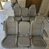 اسلام عليكم متوفر كشنات كوري كرنفال شرط انضافه 07830395337