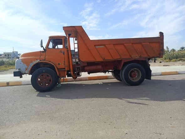 مان 82لبيع خير من الله جاهزه للشغل
*********** مكاني ديالى شهربان 
رقم نكليزي جديد  بغداد
