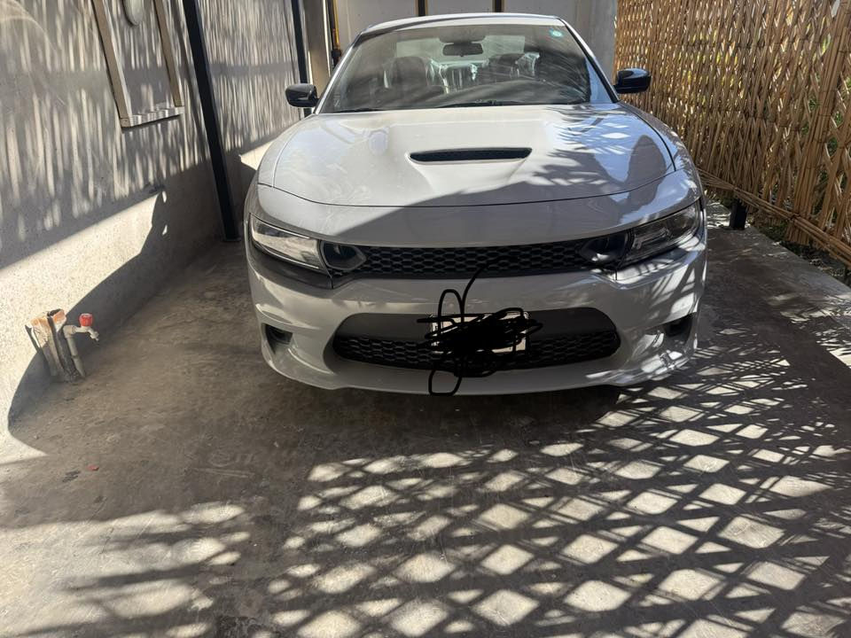 السلام عليكم للبيع بنيد او دعاميه جيتي للاستفسار ***********
