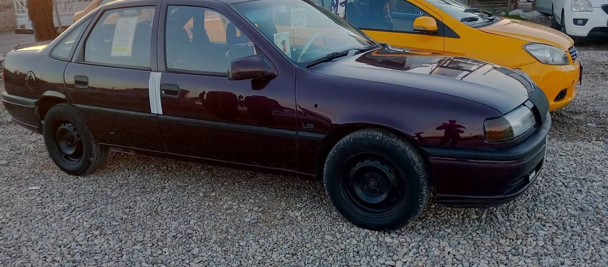 وبل فكترا موديل ١٩٩٣ راقم اربيل سنوي سنا١ ساقط سيارا اوتوماتيك قفل مركزي سلايت  محرك ٢٠ كولش نظيف  بيه بس من صدوق اشويه ظرب اذا شراي خابر *********** كركوك, العراق
