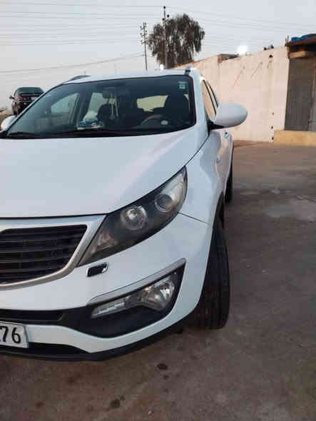 السلام عليكم سبورتاج موديل 2014 خليجيه رقم وسنويه جديد وباسمي سياره مواصفات الاستندر مابي جلد وبنوراما باقي مواصفات موجوده السياره مكفوله ونظيفه حيل بيه اشويه كارت امبين بالسونار السياره مكينه مامفتوح صدر امامي خلفي جديد السياره جاهزه ماشيه 164 الف قابل للزياده
السعر ١٦٣ وبي مجال ومكان السياره ديالى خانقين 
الشراي يتصل اخوان عليه 
*********** خناقين
