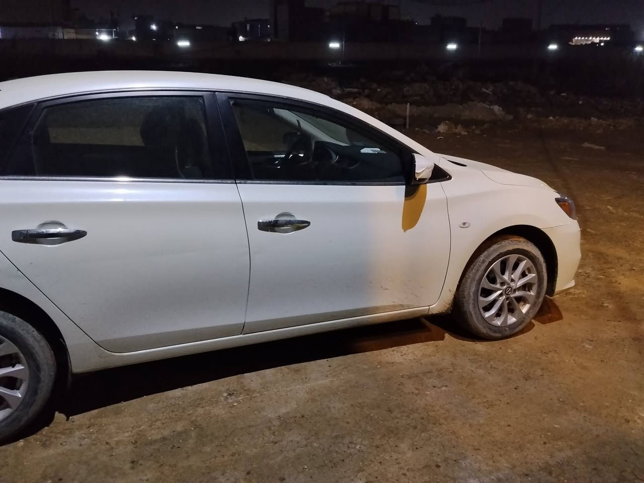 سنترا موديل 25ماشيه16الف فيها طخه في البنيد فقط ما واصله لا راديتر ولا شباك مجرد رجعت عليه سياره كيا السعر 125ورقه ***********
