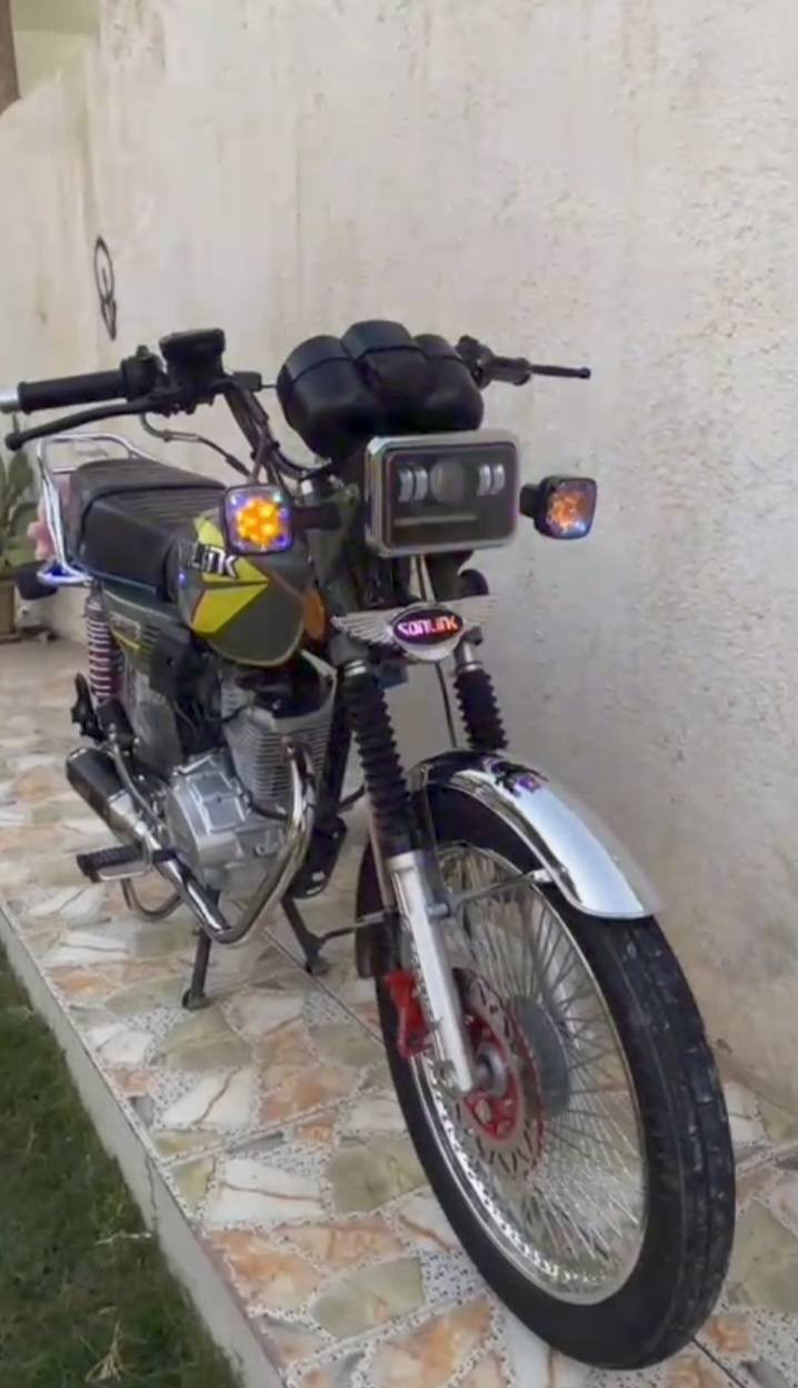 للبيع ٢٠٢٥
دراجه للبيع أوراق كامله مكاني ديالى الخالص السعر خاص او لاتصال ***********
