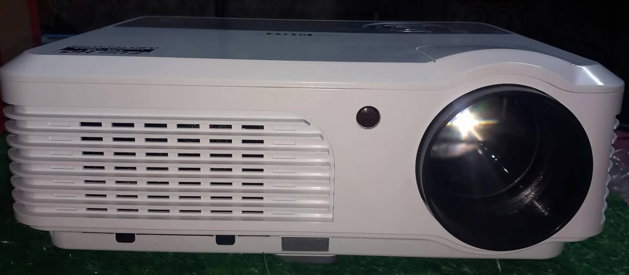 سلام عليكم عندي داته شوب عارض على حايط للبيع صوت عالي فول HD واي فاي سعر 60أبو الخصيب محيلة تربط على تلفون


**إذا كنت صاحب هذا الإعلان وتريد حذفه لأي سبب، رجاءا أرسل رسالة إلى الدعم الفني**