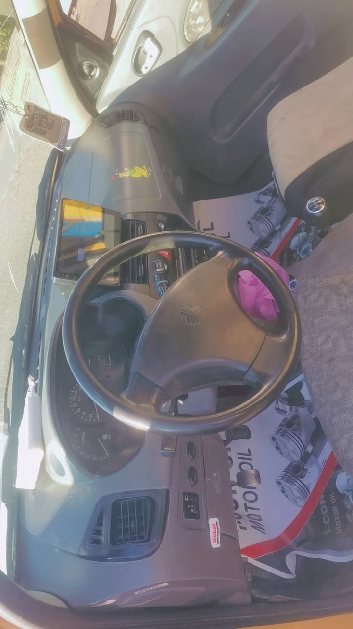 البيع طيبة مديل ١٦
جاهزه من كلشي
كير ومحرك وحداديه
تبريد بس غاز قليل
مصغره هيئة وغرامات
سنويه جديد الا٢٩ رقم انكليزي
تخم تاير يعني كبل الشارع
بس جاملغ الامامي بيه صبغ
فقط
السعر ٣٧ وبيه مجال الاستفسار *********** موجودة اب كربلاء
