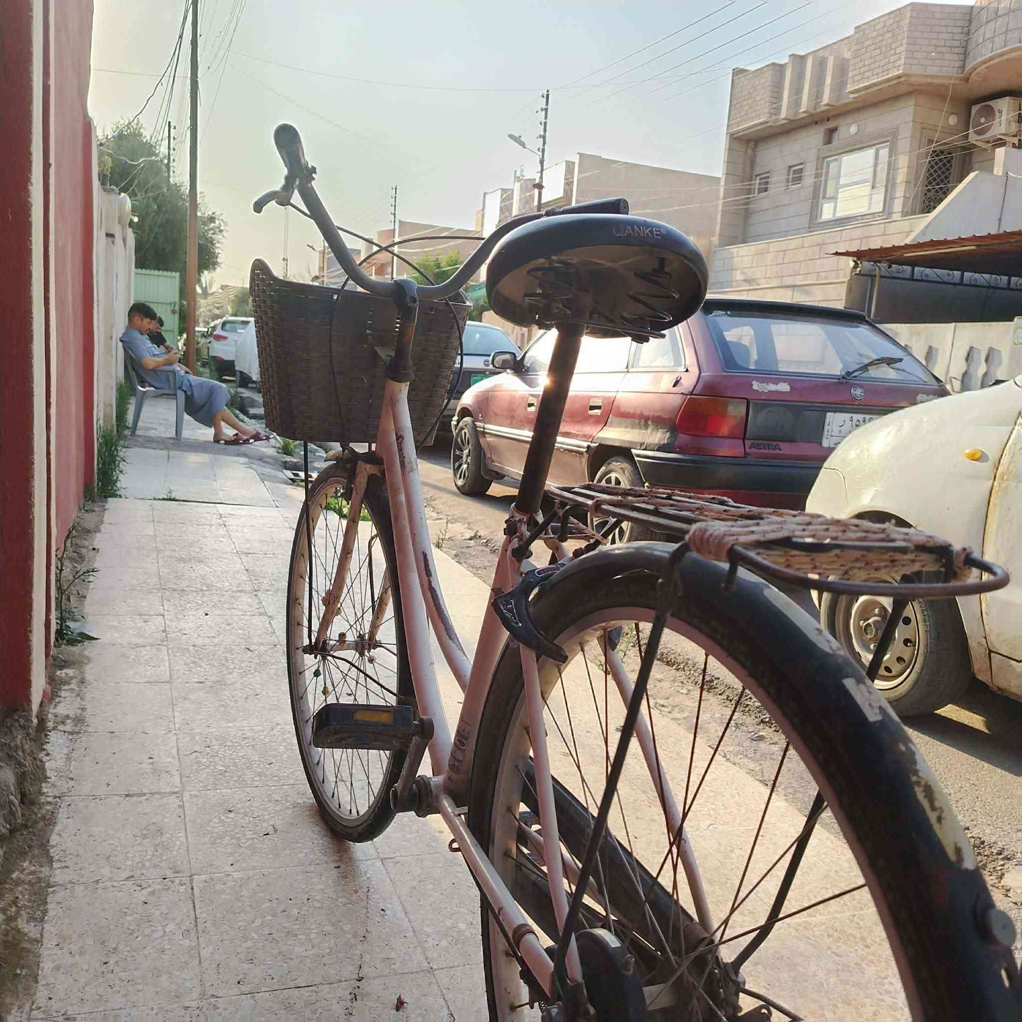 بايسجل للبيع في الموصل حي السومر بايسكل نظيف بس يحتاج له غسل حجم 26 تايرات ما بيهن شيء اسطوبات شغالات السعر 60,000


**إذا كنت صاحب هذا الإعلان وتريد حذفه لأي سبب، رجاءا أرسل رسالة إلى الدعم الفني**