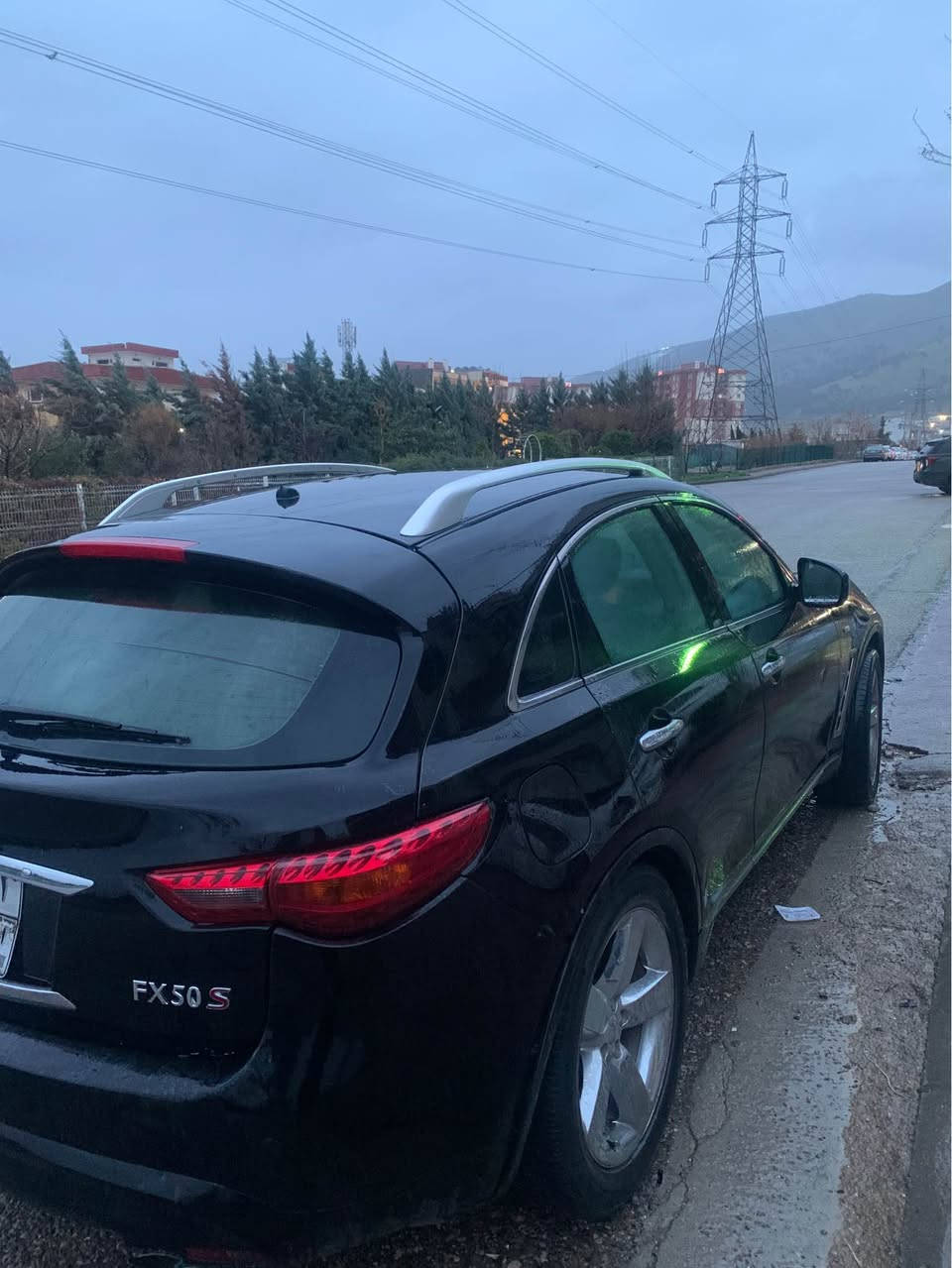 ئینفنیتی ٢٠٠٩ بۆ فرۆشتن  بۆیاخ بەس بۆنیتی بۆیاخە. فول مواسوفات. سڵاید. کوشن هیتەر.ئاوێنە کارەبا  مەکینەی کراوە بە ئەڕنەب  گێر. ومەکینەی بە شەرت. تەحویل ناکرێ بە شەرت ئەوەلیات و دیناری کەسی تیا نەبێت. هەموو گیانی بە شەرت ٦٥$ گەڵا و مەعەمەلا لە سلێمانیم گۆڕینەوەش ئەکەم لەسەر دلگرتن *********** السليمانية, العراق
