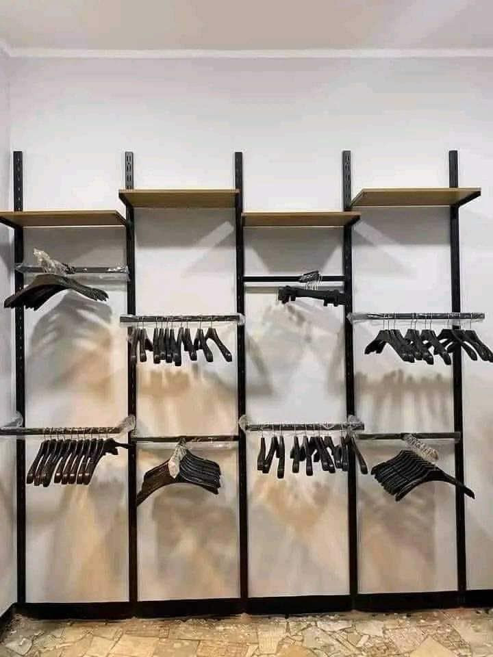 على بركه الله تعالى 🙏
.. يتوفرمليكان الهندي🙋 والرجالي وتعاليك والشماعات  الملابس. متنوعه  🛒والستاندات الملابس🎽 .وكل ماتحتاجونه من📐 مستلزمات الديكور .💺.. للطلب والاستفسار.الاتصال على الرقم..*********** 📲واتساب ..📱📞
