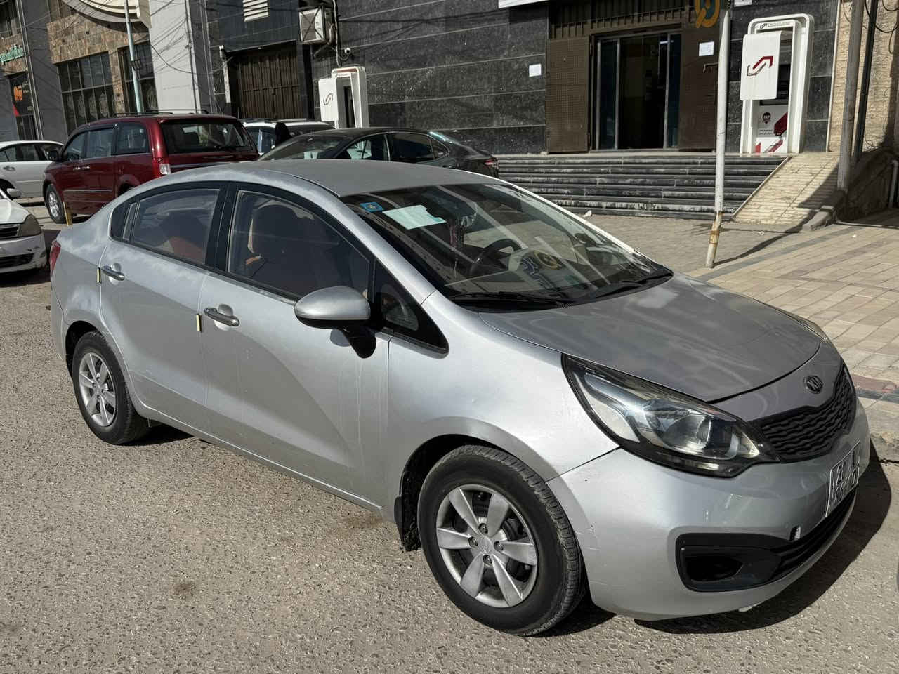 كيا ريو رقم نجف موديل 2015 خليجي سنويه بأسمي الرقم والهزة جديد حادثها بسيط السعر 88 وبيها مجال موبايل ***********
