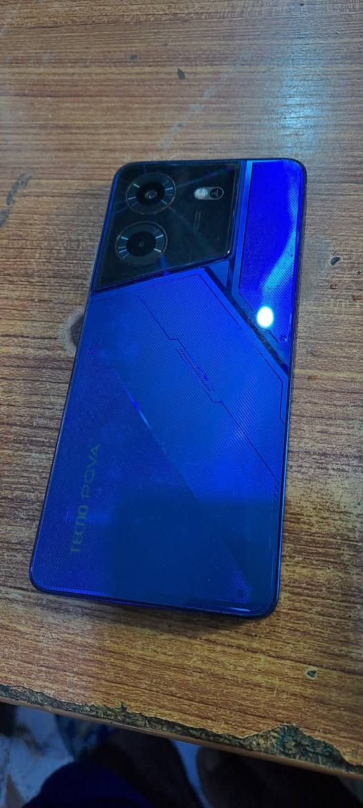 تلفون تكنو بوفا 5
Tecno pova 5 
ذاكرته:256
عشوائية:16
الجهاز 120 هيرتز 
يدعم ببجي 60 فريم 
الجهاز جدا نضيف ما عده شخط بسيط بل شاشة
وممأثر على المس
مكان بغداد الحرية 
السعر  100 وبي مجال حك الجية 
الرقم 
***********
