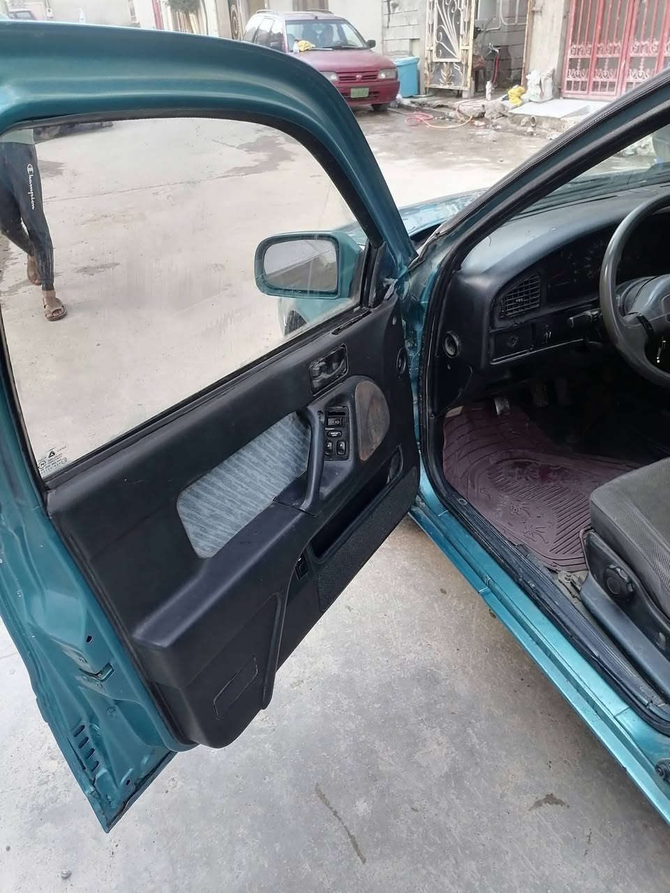 سيارة النترا دمعة موديل ٩٤ كابون بانزين
دبلات باتري طخم جديد
تايرات نضاف
كير ومحرك شرط
تبريد وتدفئة
شرط التحويل سيارة جاهزة من كلشي
السعر 35
اتصال *********** مكانها موصل
