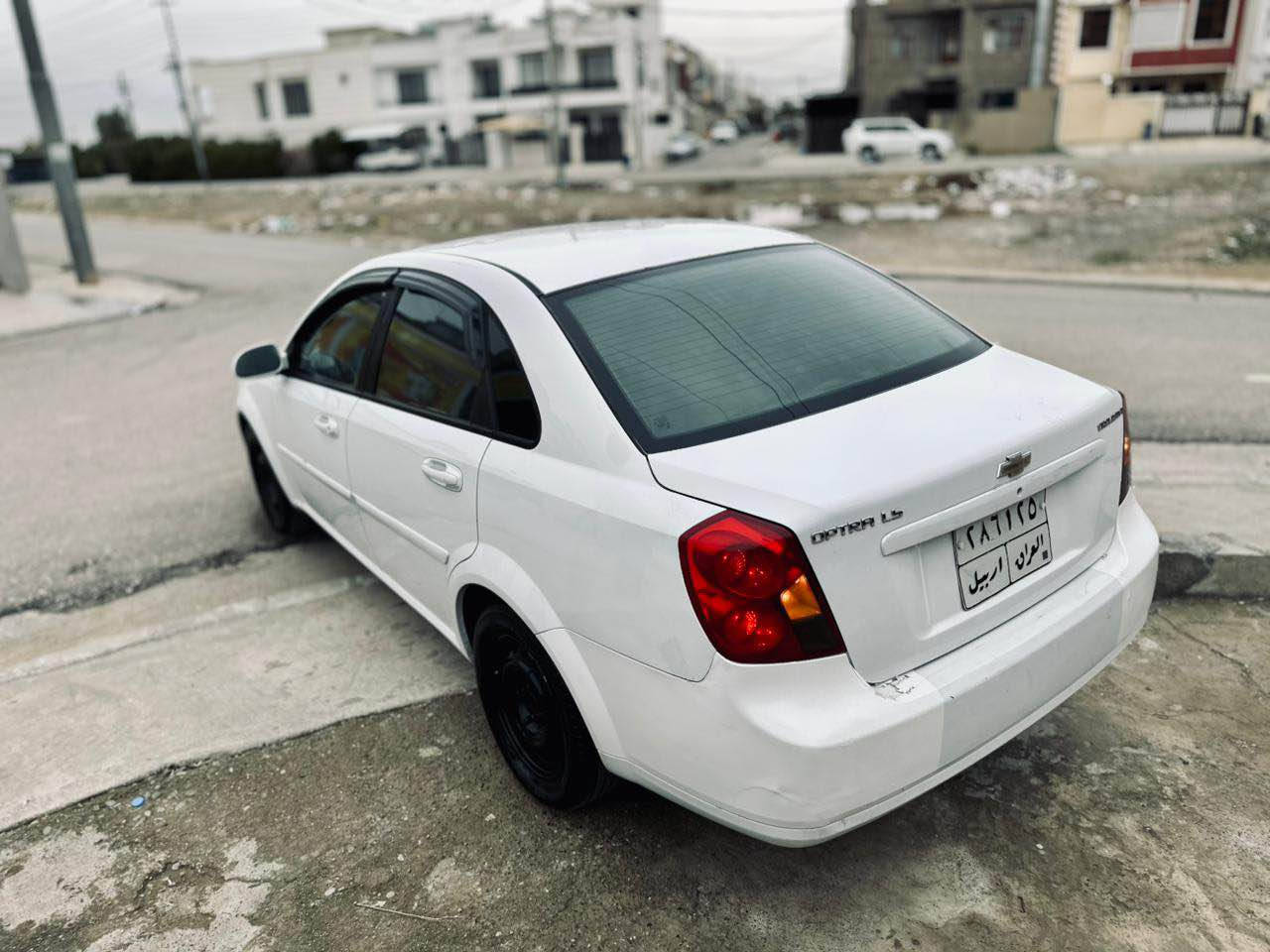 Optra 2012
ئۆپترا ٢٠١٢گیر عادی
لە هەموو گیانی یەك بست بۆیاغە
بێ ساردەکوت
بێ مسروفە
سنوی بەسەرچووە
تحویل و بەناوکردن بەشەرتە
سعری ٨٢ وەرەقە و مجالیکی زۆر کەم
شوین هەولیر
***********
*********** أربيل, العراق
