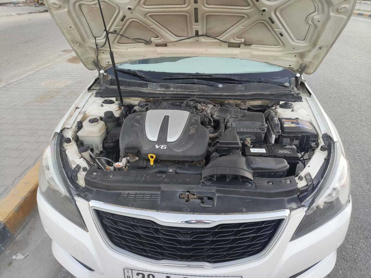 السلام عليكم
كيا كادنزا للبيع 2011         
فول مواصفات 1/1
السيارة رقم نجف الجديد(انگليزي) 28  سنوية  تنتهي 2029 بأسمي تحويل ثاني يوم 
بانورما قطعتين 
بردة خلفية
گير محرك+ تبريد قطعتين + تخم تاير جديد + صدر امامي خلفي جديد 
السيارة  بيها حادث بالجاملغ الامامي الايمن وشويه من البنيد بيها اربع قطع صبغ  بدون دواخل 
السياره خير من الله ترايك من البصره لاربيل الله شاهد السياره خير من الله  واحلى من الصور بس محتاج فلوس ومستعجل على بيعتها بسمي تحويل ثاني يوم  مكان السياره بابل الحمزه الغربي 
سعر السيارة/100ورقه 
للاستفسار الاتصال عل الرقم واني خادم للطيبين 
***********
***********
