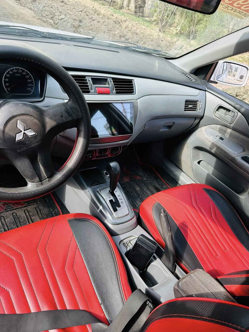 السلام عليكم للبيع

مسيوبيشي لانسر 2011 سياره كلش نضيفه وجاهزه مكينه 1500 رقم بغداد شرط التحويل بيها 3 قطع تبديل بلادي كلش حلوه غرفتها نضيفه تبريد ثلج 🥶 السعر 80ورقه وبيها مجال بسيط 
مكانها ديالى الخالص سراجق
***********
