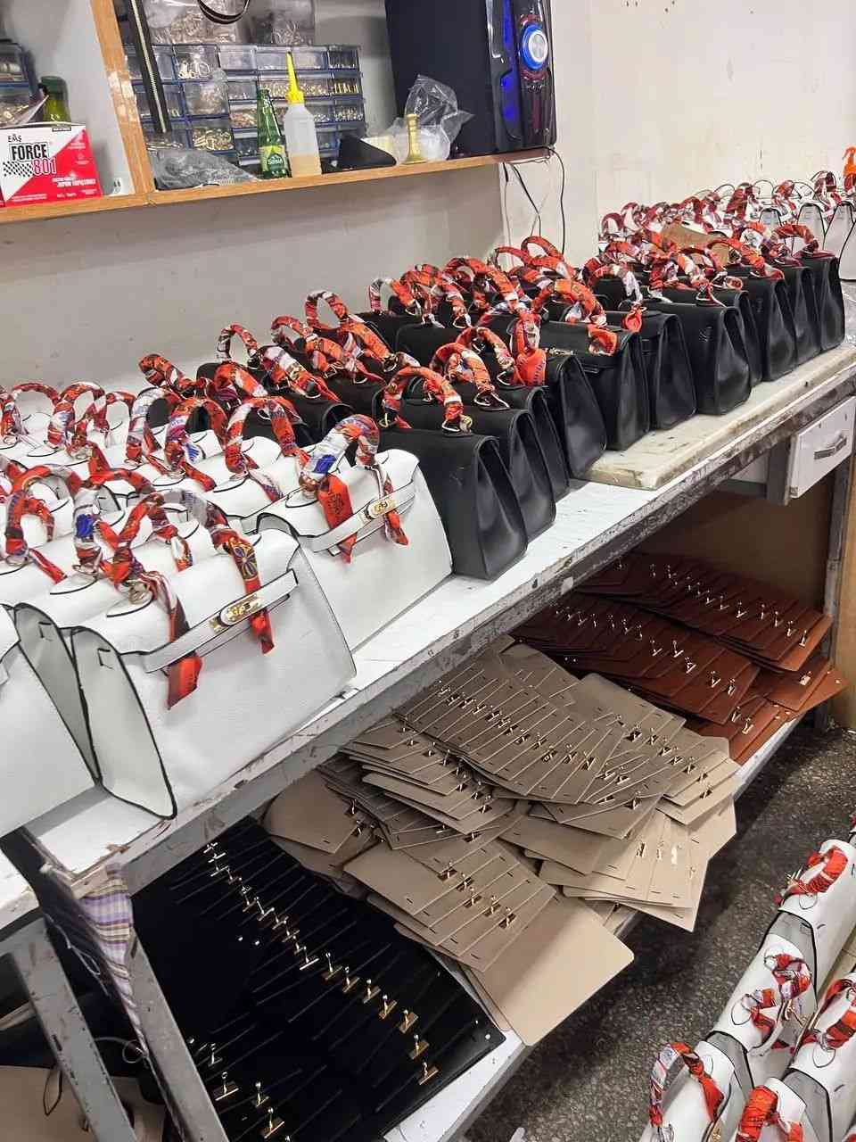 جاهز للشحن من المصنع مباشره
 حقائب نسائية ماستر كوبي كواليتي عالية 
 لطلب للأنضمام إلى قناتنا على التيلجرام جميع الموديلات اشترك 👇🏻
https://t.me/ALEPBSGTJIXNUIDY8/95591
https://t.me/ALEPBSGTJIXNUIDY8/95591
تابع قناتنا على الواتساب 
https://whatsapp.com/channel/0029VbBYql5IyPtT3NnOT83d


**إذا كنت صاحب هذا الإعلان وتريد حذفه لأي سبب، رجاءا أرسل رسالة إلى الدعم الفني**