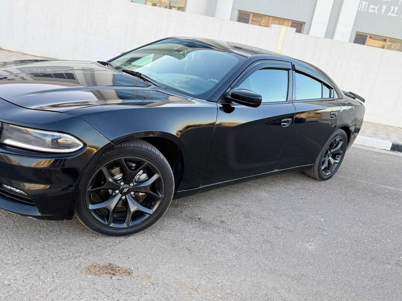 سلام عليكم سياره نوع جارجر امركيه مديل 2018 السياره جاهزه من كلشي كير مكينه.  3600  حداديه تخم تاير تبريد السياره فول موصفات واحد عله واحد السياره جاهزه من كلشي السعر 168 وبيه مجال العلوان كربلاء بسمي تحويل مباشر سنويه جديده 2030 رقم الهاتف ***********
