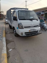 شاحنة حمل • موديل 2021 • مكينة جديدة