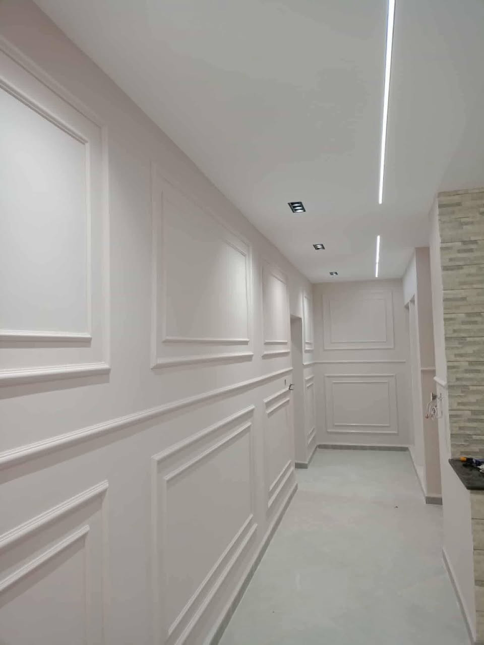 كادر  كرم للاصباغ يحول بيتك الى لوحة فنية 
اتصل لاتتردد ***********
خبرة تلامس الجدران وابداع يصنع الفرق
اصباغ داخلية وخارجية بجودة عالية 
لدينا كادر متخصص واعمال درجة اولى  ومن اجود انواع المعاجين والاصباغ من ماركات اوربية واجنبية ودقة بلتنفيذ وسرعة بلأداء اعمالنا داخل محافظة نينوى 
نستخدم افضل انواع المواد مقاومة للعفن والرطوبة وصديقة للبيئة 
صبغ واجهات منازل 
اصباغ منازل داخلية 
مستعدون لصبغ الدور والمباني والمجمعات السكنية والمدارس وغيرها 
الاصباغ الديكورية و الايبوكسي 
اتصل لاتحتار واتساب ***********
