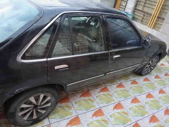 السلام عليكم ورحمة الله وبركاته برنس موديل
 السعر 25وبيها مجال بسيط 
 92رقم بغداد سنويه نافذه النهاية 28سياره 
 ابلاديه كير ومكينه كفاله حداديه خير من الله باتري جديد تخم تاير جديد دواخل كلش حلوه 
شواصي الايسر خير من الله والايمن بيه حشاكم اخياس مكان السياره جبله تعجبك اخليك على عيني وراسي ماتعجبك ارفع المنشور بكلمه طيبه مثلك ***********. ***********
