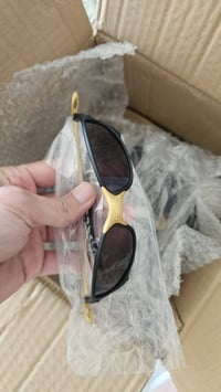 نظارة • قطعة ثقيلة • توصيل متوفر