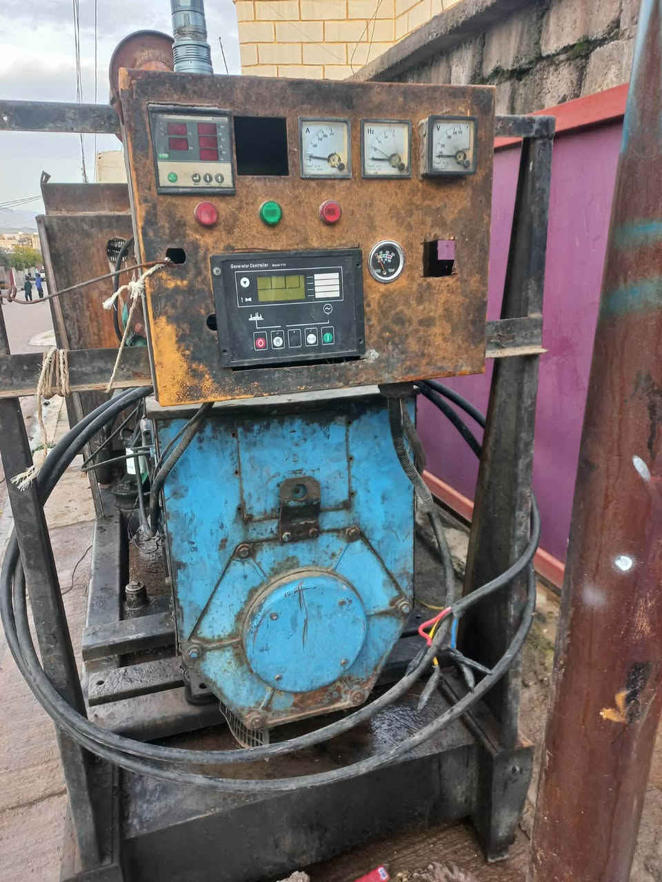 مولدة فالفو 170 KV شرط توليد شرط مكينه
عنوان ناحية قسروك/دهوك
محرك 6 كور 6
مكينه 6 كه وه ر كت كت
سعر 32 ورقة مجال
عنوان ناحية قسروك/دهوك
تلفون واتساب
*********** الحمدانية, نينوى
