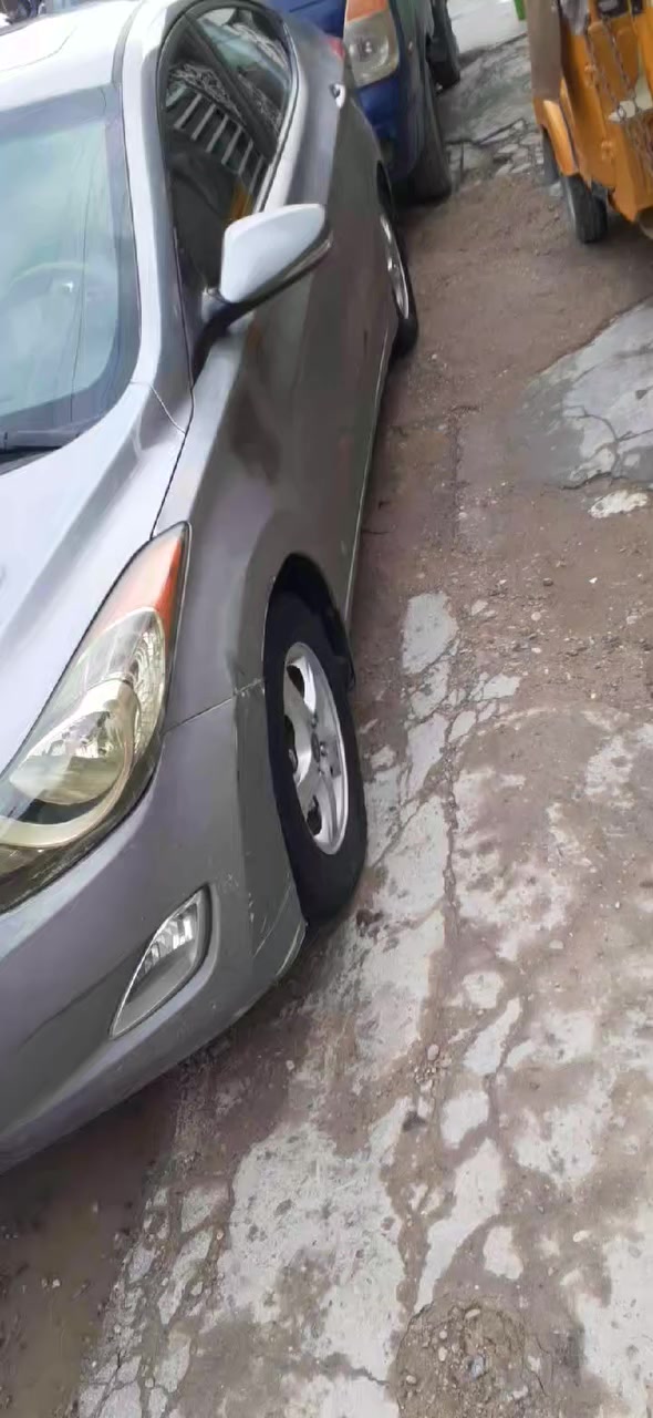 يالله الهم صلي علا محمد 
سلام عليكم خوان النترا١٣ للبيع حادث خلفي رقم بغداد نكليزي تخم تاير صدر مكينة ١٨٠٠دوش لا تنقيص ولا تبخير كفالة المكينه سبانة ممدود عليه السيارة مسويله ادامه كاملة يعني تاخذه متصرف علية او بل عافية للي من نصيبه باقي التفاصيل بل فيديو رقمي ***********بي واتس اب
