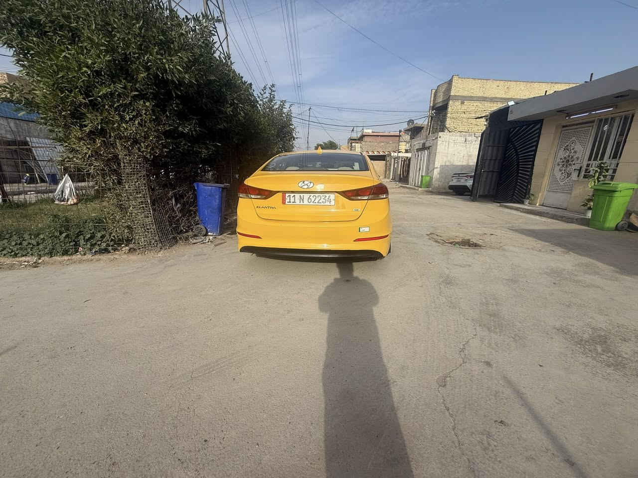 السلام عليكم الانترا وارد أمريكي
رقم بغداد دولي محرك ٢٠٠٠ مكفول 
تبريد ثلج 
محرك وكير مكفولات
موديل ١٧
سيارة خير من الله 

السعر 120

رقم الهاتف ***********
العنوان : بغداد مدينة الصدر الاورفلي
