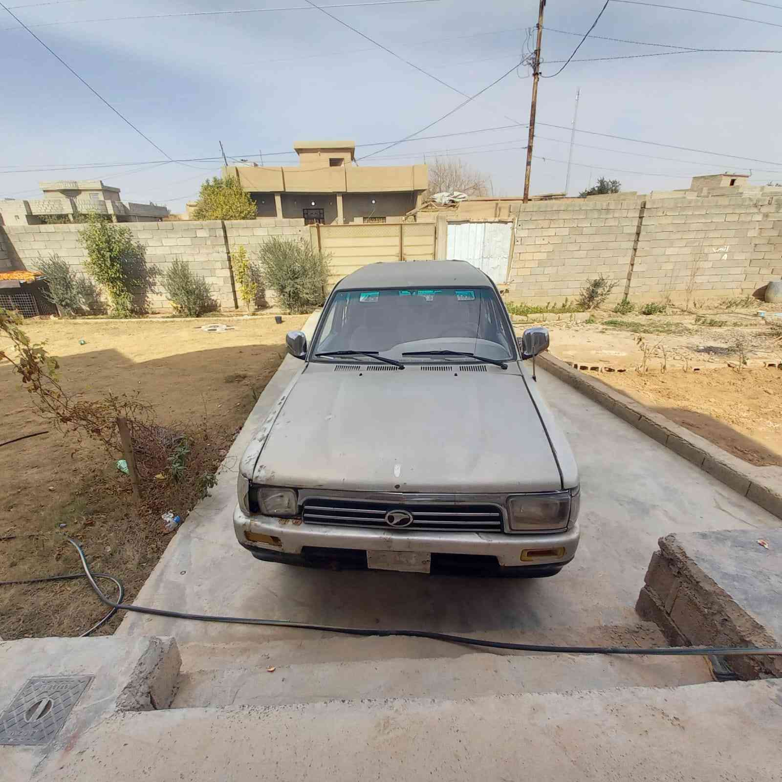 السلام عليكم ورحمة الله وبركاته سيارة للبيع بيكم دبل صيني ادمرال ٢٠٠٦ سيارة حلوه ونظيفة السعر ٢٥ وبيه مجال السيارة منفيس يعني بدون رقم اتكفل بلكشي ال الاستفسار اتصل على الرقم ***********
