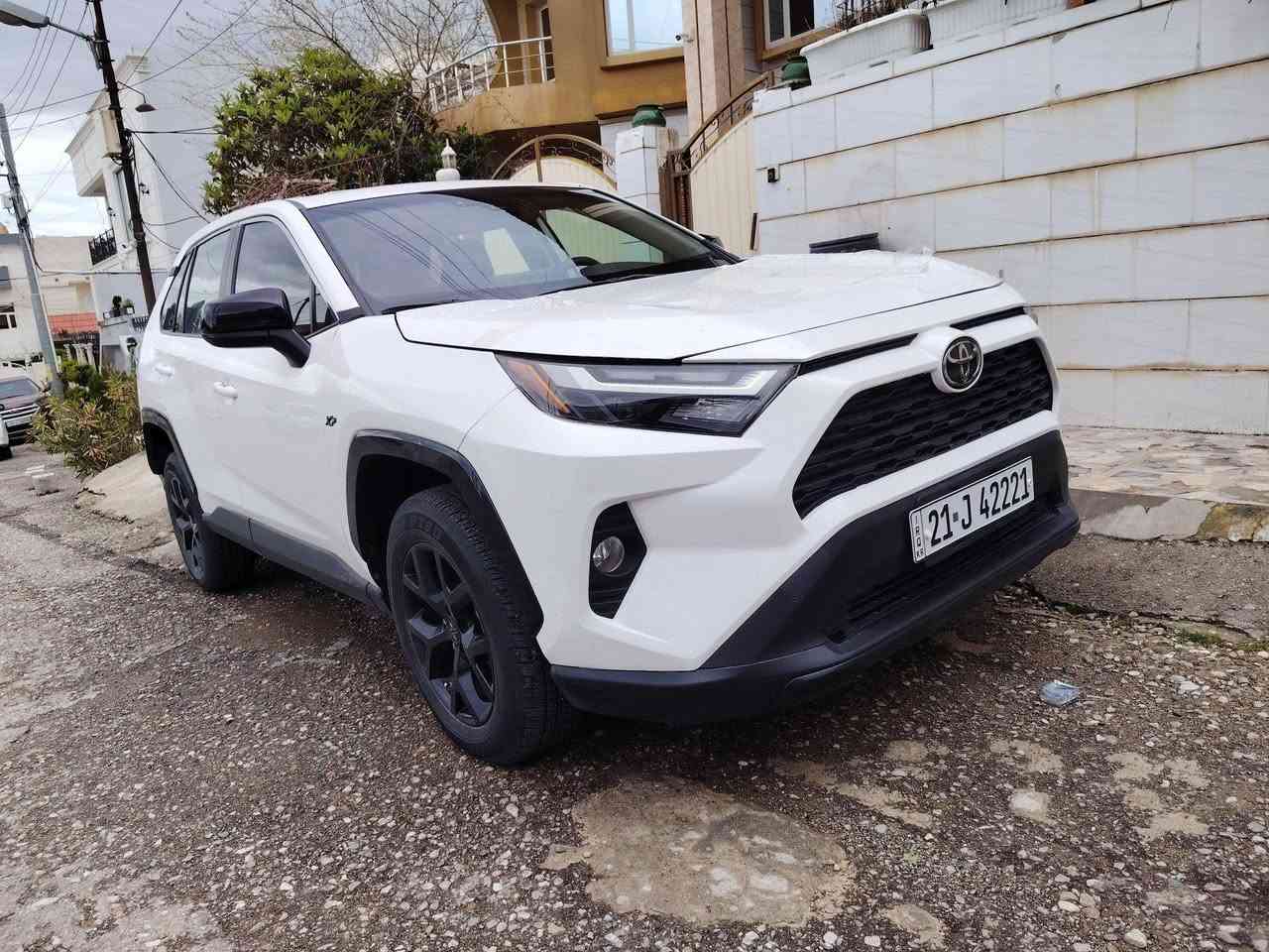 Toyota Rav4 XP 2024 

تۆیۆتا ڕاڤ فۆڕ ٢٠٢٤ 

ئێڵ ئی تاک ئەکسل بەنزین 

رادار و خەتی جادە و کامێرا 

برێک کارەبا  و ئۆتۆ برێک و ئۆتۆ ستارت 

پەڵەیەک سارد و کەمێک کارتی هەیە بۆیاخی نیە

ئێرباگ هەمووی بیلادیە نەتەقیوە 

٢١٠٠٠ مایل رۆشتووە 

بە ناوی خۆنە بە شەرتی تەحویل و غرامە 

*********** السليمانية, العراق
