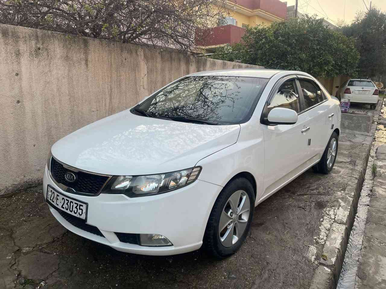 سيراتو 2010 رقم اربيل جديد سنويه جديده لل 2030
ثلاث قطع صبغ بدون داخل 
السعر 92
***********
