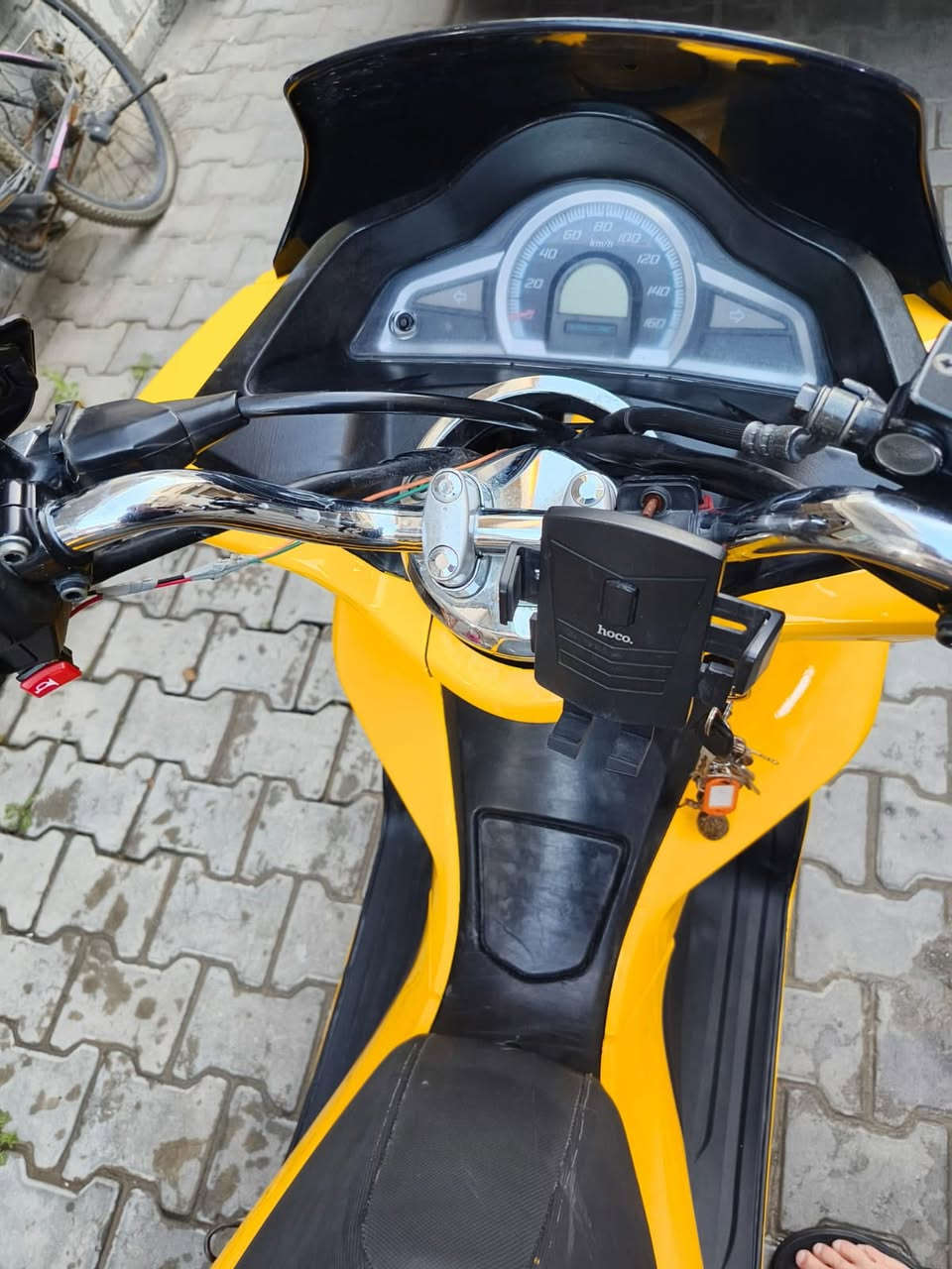 دراجه pcx  ياباني محرك 150 cc الجيل الثاني مكاني الكاظمية سعر 13 هـ ***********
