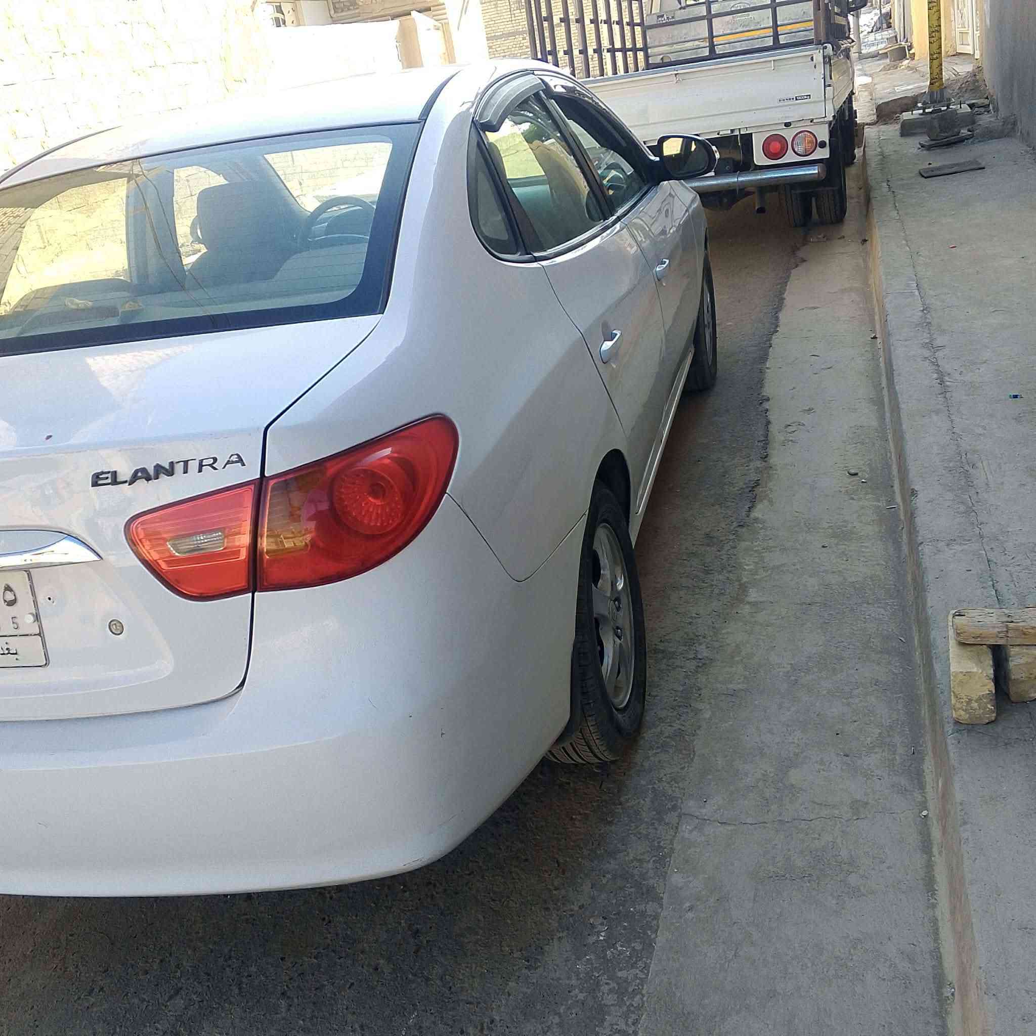 سلام عليكم النتره ١١ خليجي مكينه ١٦٠٠ جكشن عالي كير مكينه حاويه وصلهه موجود دوشمه تخم تاير رقم بغداد تحويل مباشر السعر ١١٠ اتصال ***********
